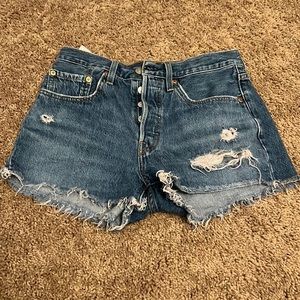 Levi’s shorts